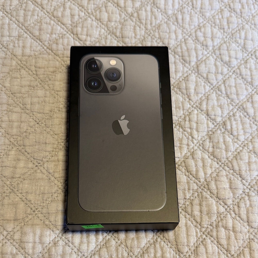 Apple iPhone 13 Pro (Box Only)